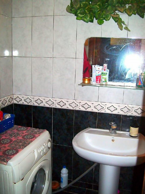 Продажа 2-комн квартиры Адмирала Октябрьского, 13