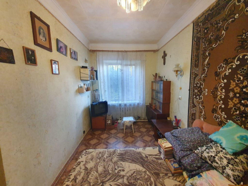 Продажа 2-комн квартиры Гамарника Яна, 12