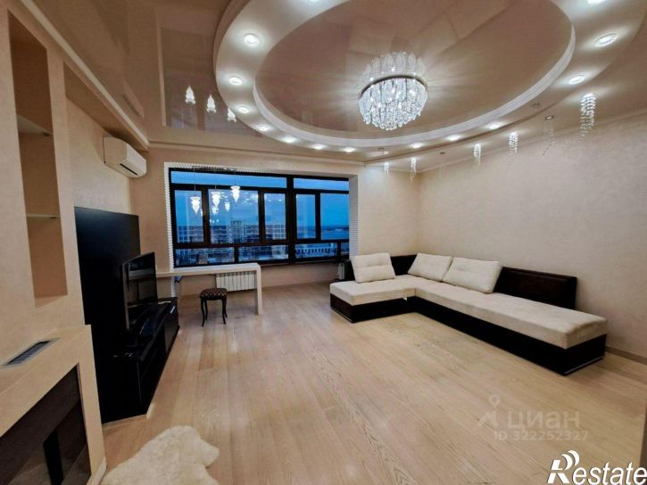 2-комн квартира Античный проспект, 12,  д. 12