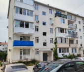 1-комн, 36кв м, этаж 1/5 улица Военных Строителей, 12/3