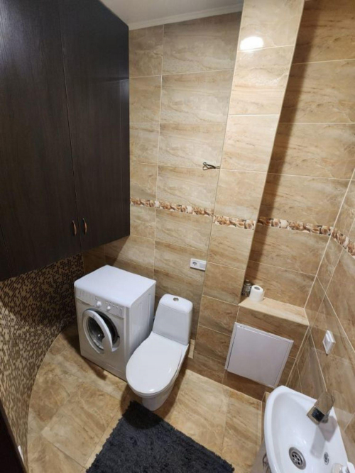 Продажа 4-комн квартиры Античный просп., 6