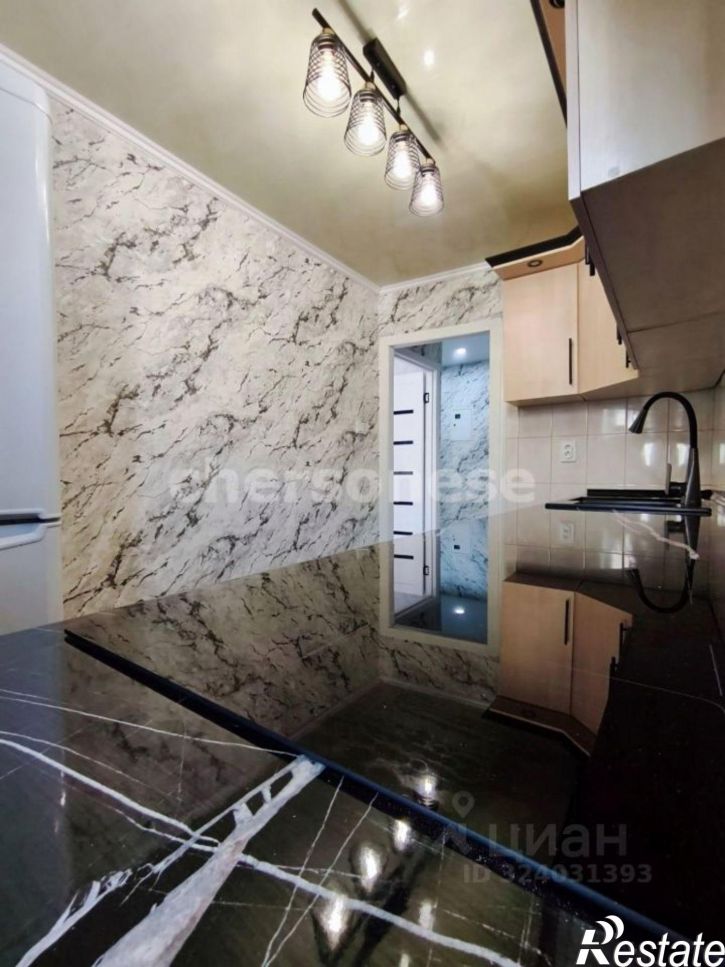 2-комн квартира пр-кт Генерала Острякова, 172А,  д. 172А