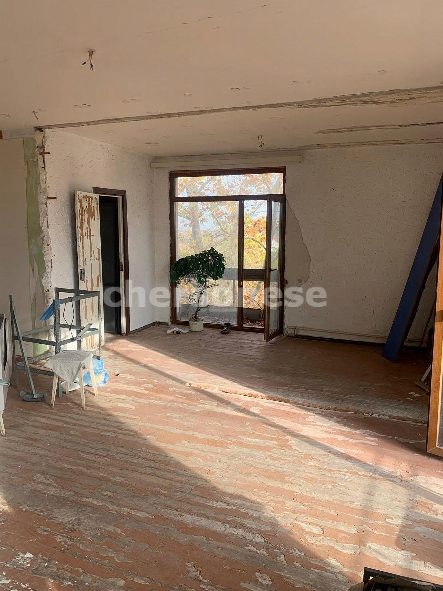 Купить квартиру за 5 100 000 рублей на Генерала Жидилова улица, д.26