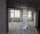 3-комн, 83кв м, этаж 1/5 ул Лиговская, 4