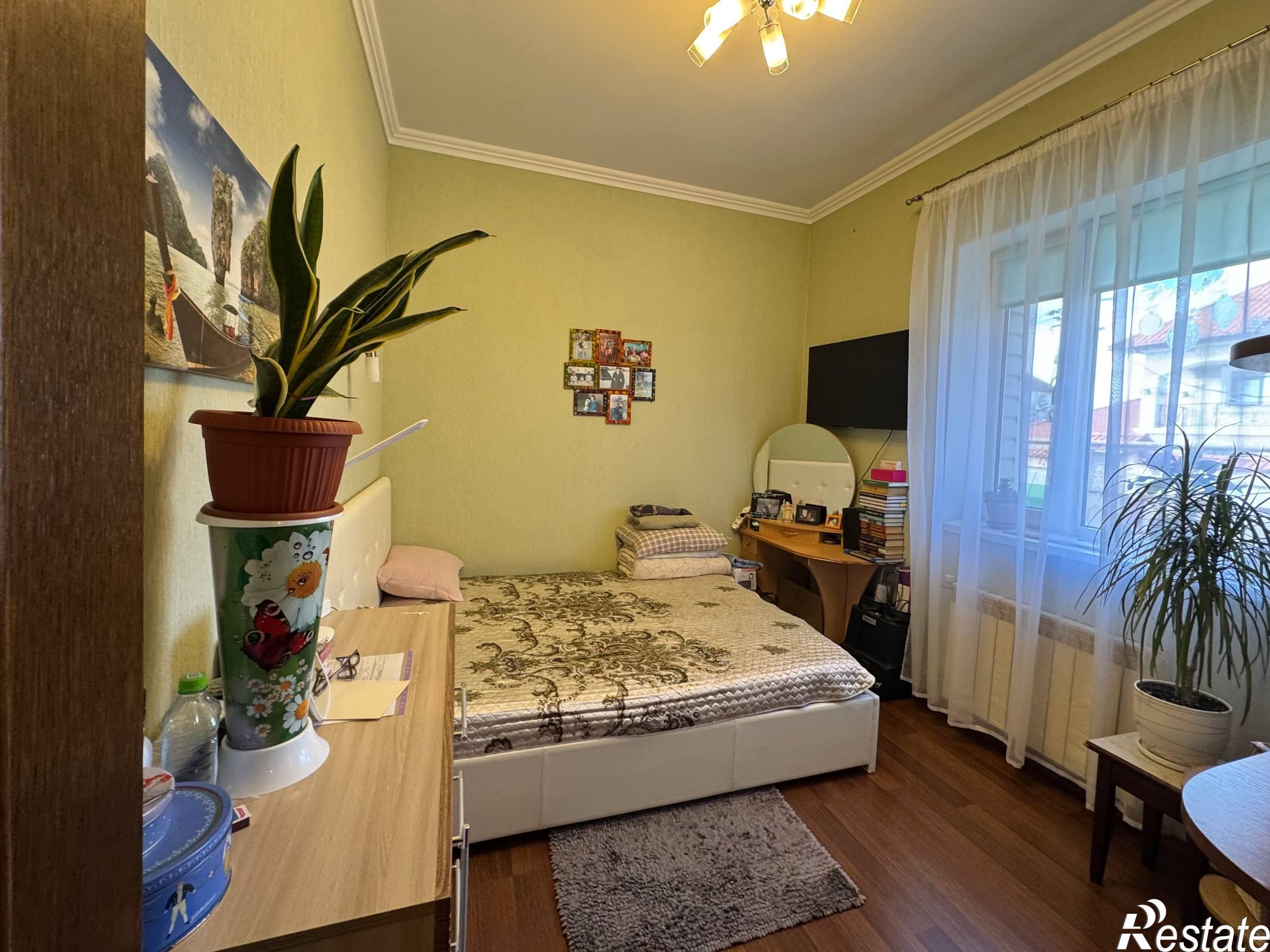 Купить дачу, дом, коттедж за 38 000 000 рублей на Генуэзская, 10