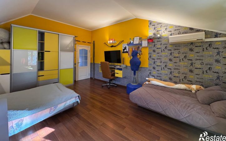 Коттедж/дом Генуэзская, 10