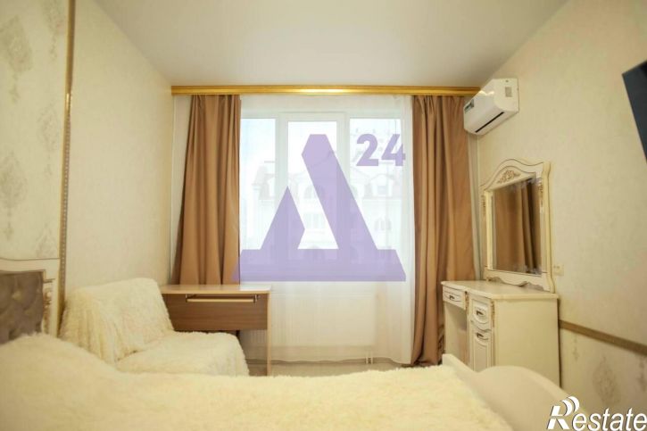 1-комн квартира проспект Античный, дом 5/1