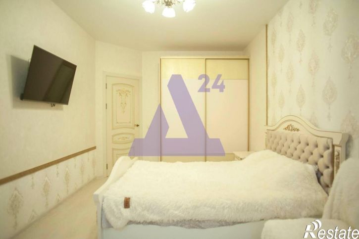 1-комн квартира проспект Античный, дом 5/1