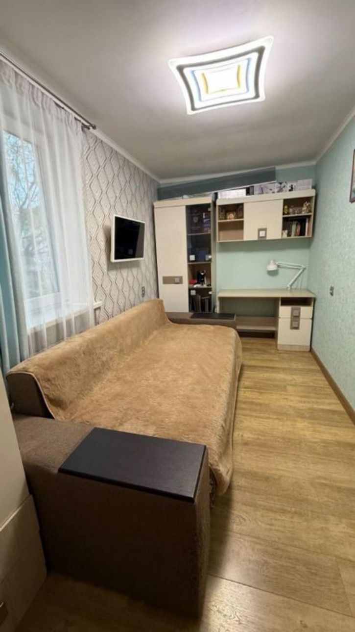 2-комн квартира Блюхера Василия, 10