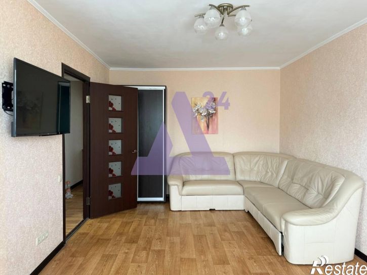 3-комн квартира проспект Генерала Острякова, дом 69а