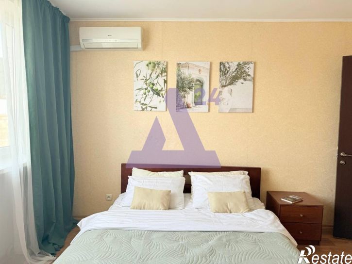 3-комн квартира проспект Генерала Острякова, дом 69а