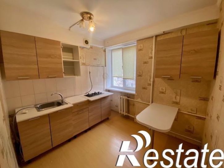 2-комн квартира балаклавская , 3