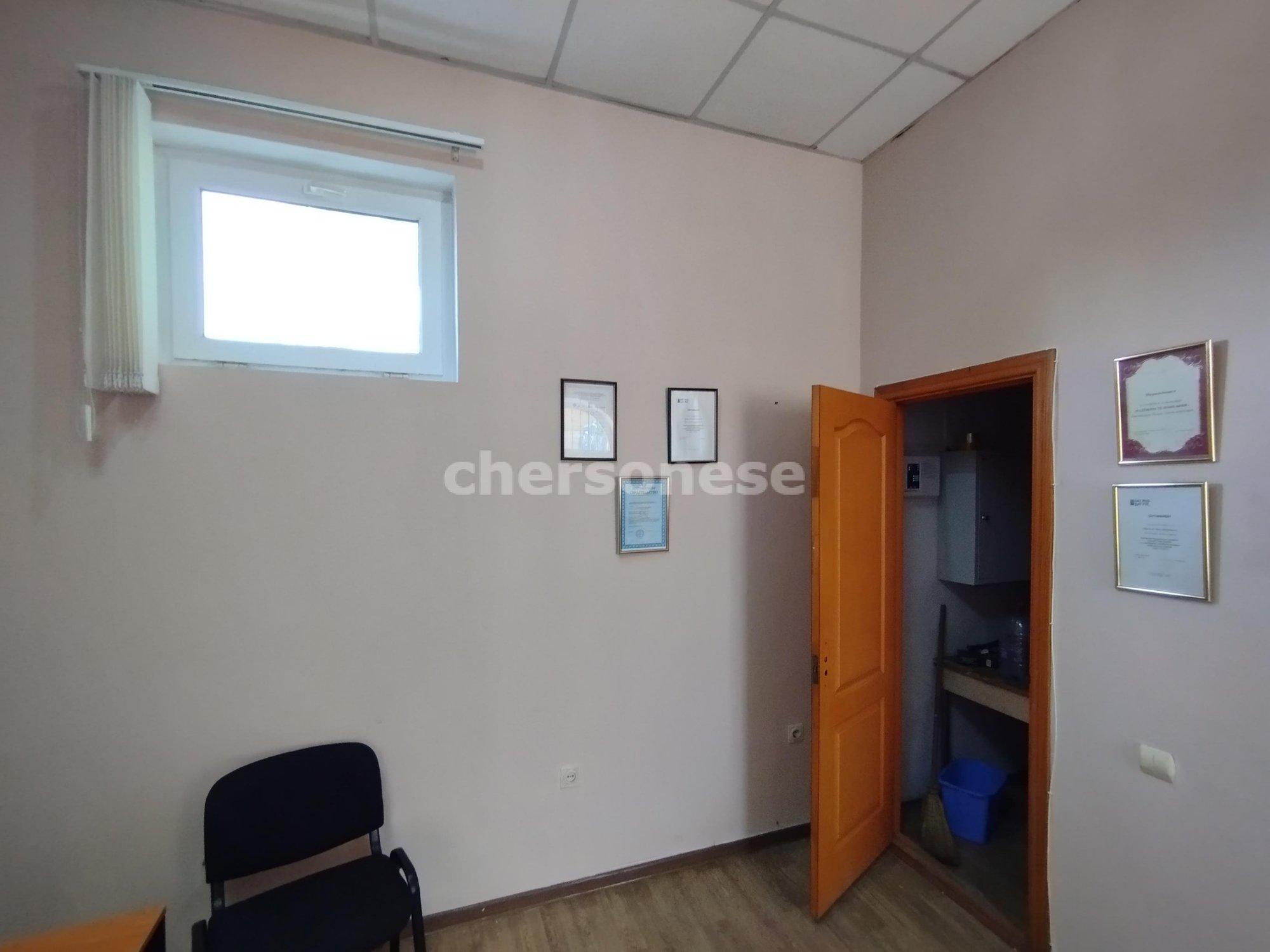 Сдать офис, помещение под офис за 16 700 рублей на Хрусталёва улица, д.44Б