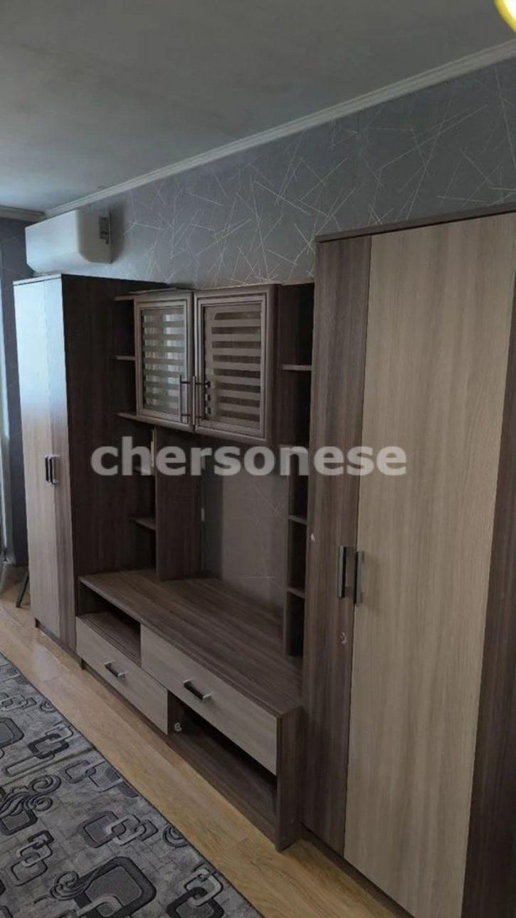 1-комн квартира Олега Кошевого улица, д.4