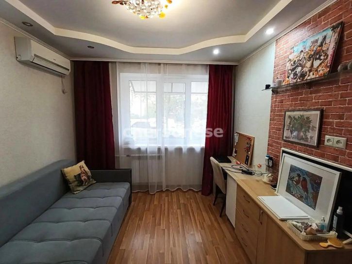 2-комн квартира Юрия Гагарина проспект, д.4