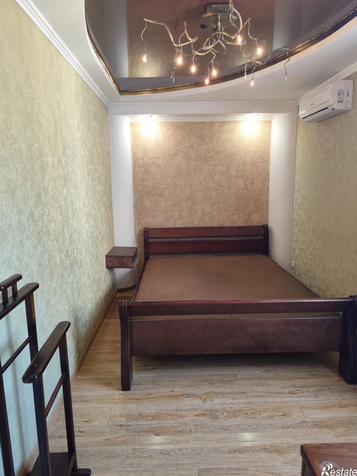 2-комн квартира Гагарина , 12