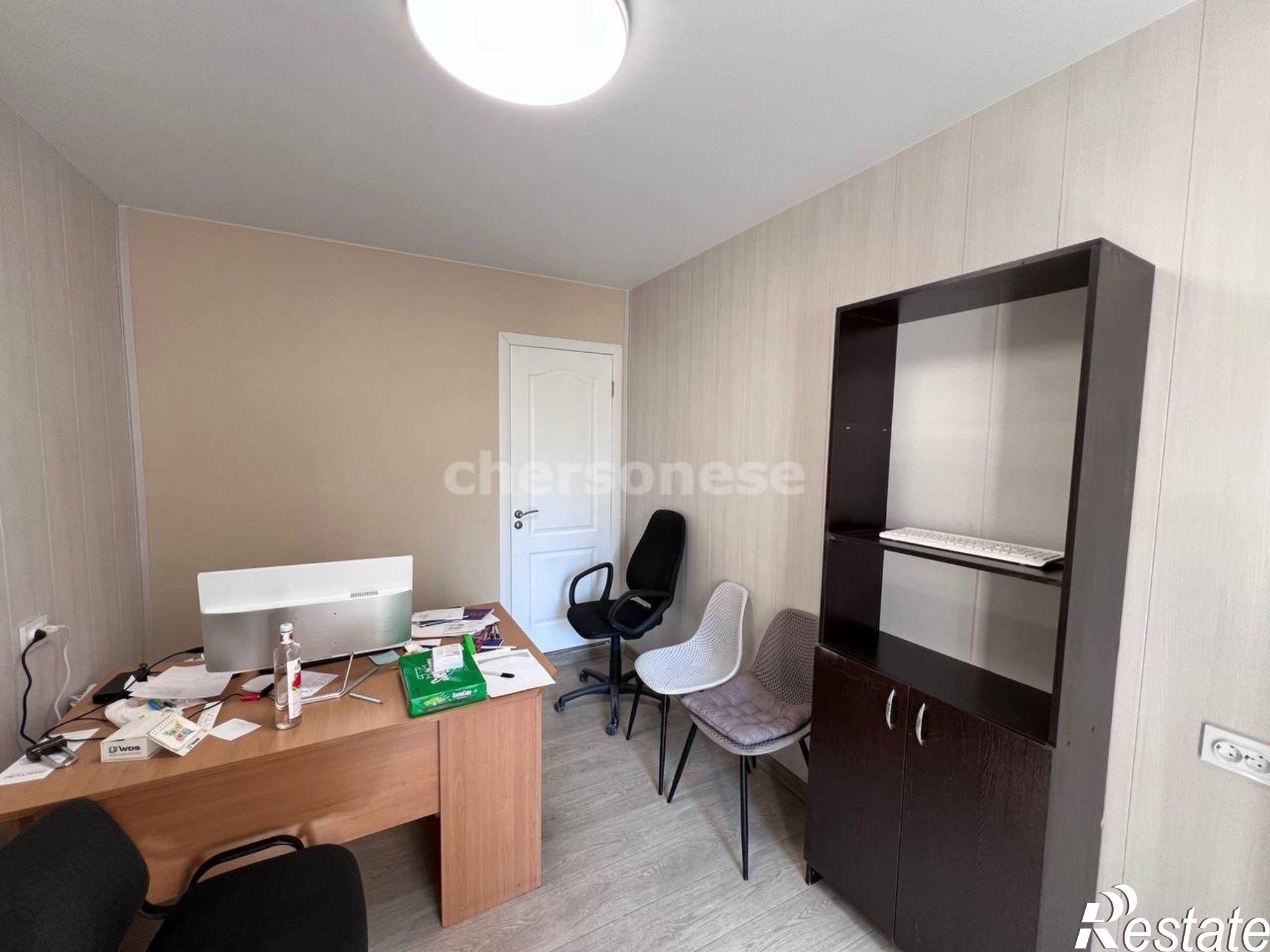 Сдать офис, помещение под офис за 12 500 рублей на Керченская улица, д.59