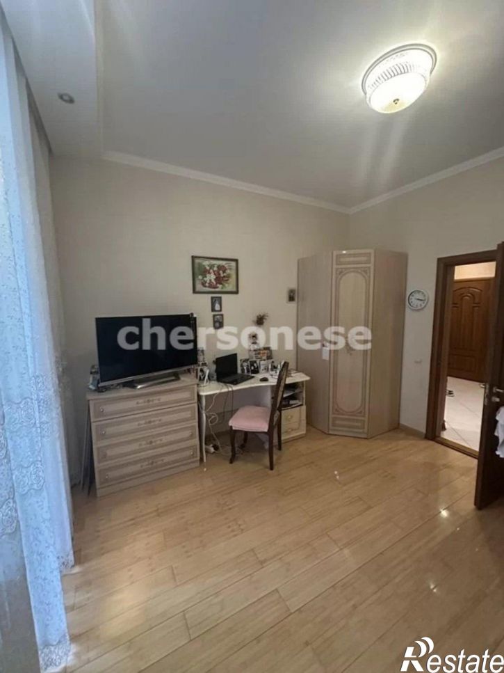 4-комн квартира Античный проспект, д.6