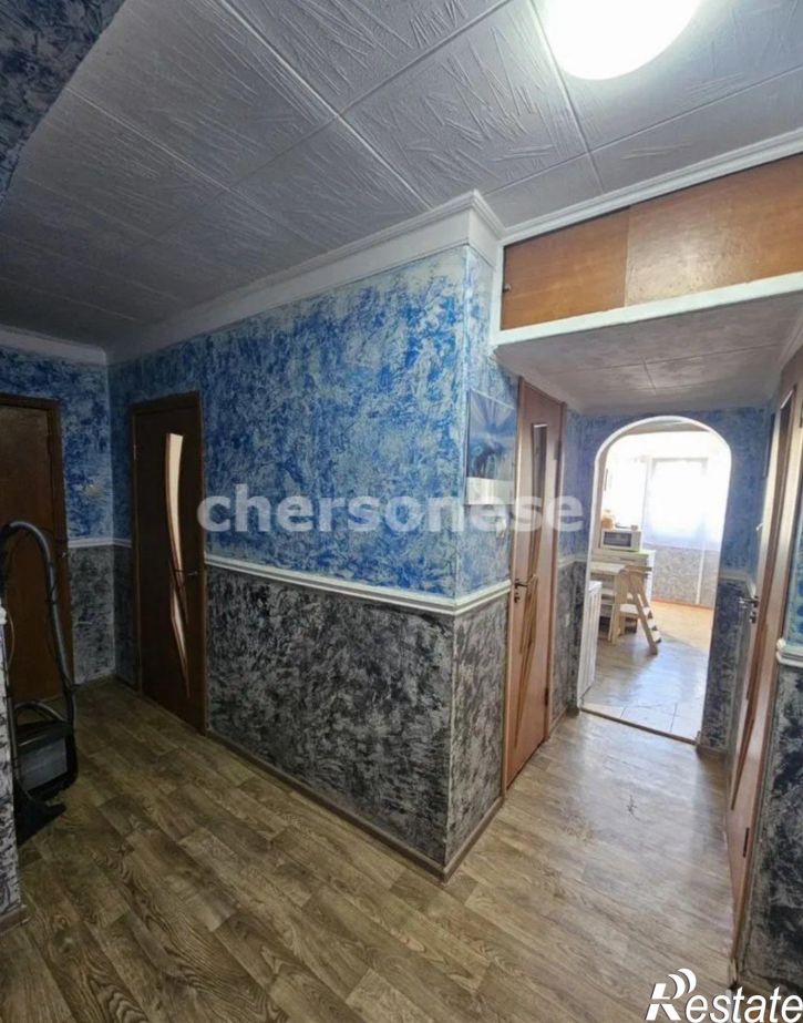 3-комн квартира Менжинского улица, д.8