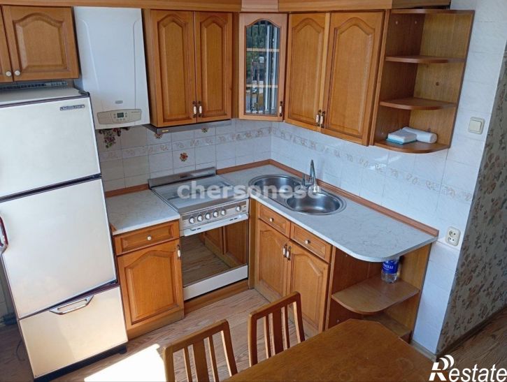 4-комн квартира Героев Севастополя улица, д.10
