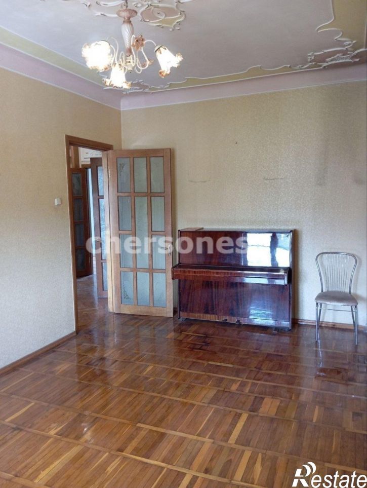 4-комн квартира Героев Севастополя улица, д.10