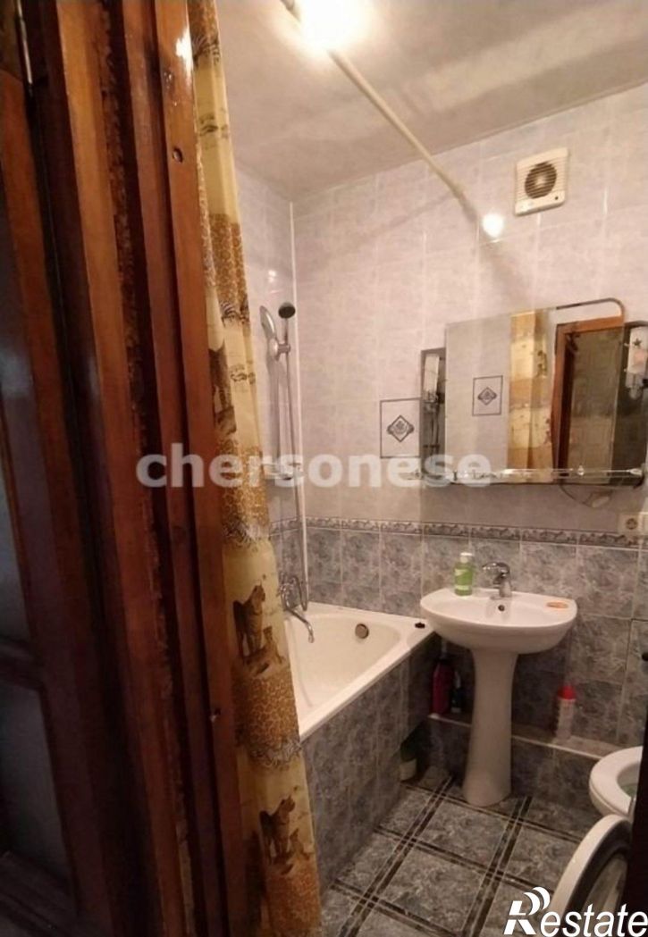 2-комн квартира Репина улица, д.20
