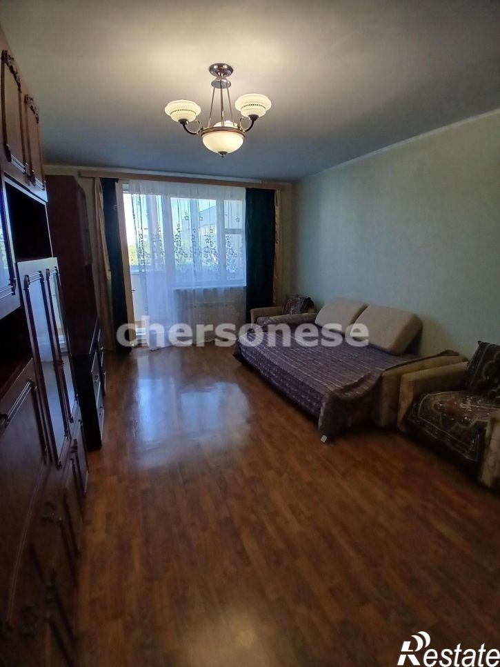 3-комн квартира Молодых Строителей улица, д.4