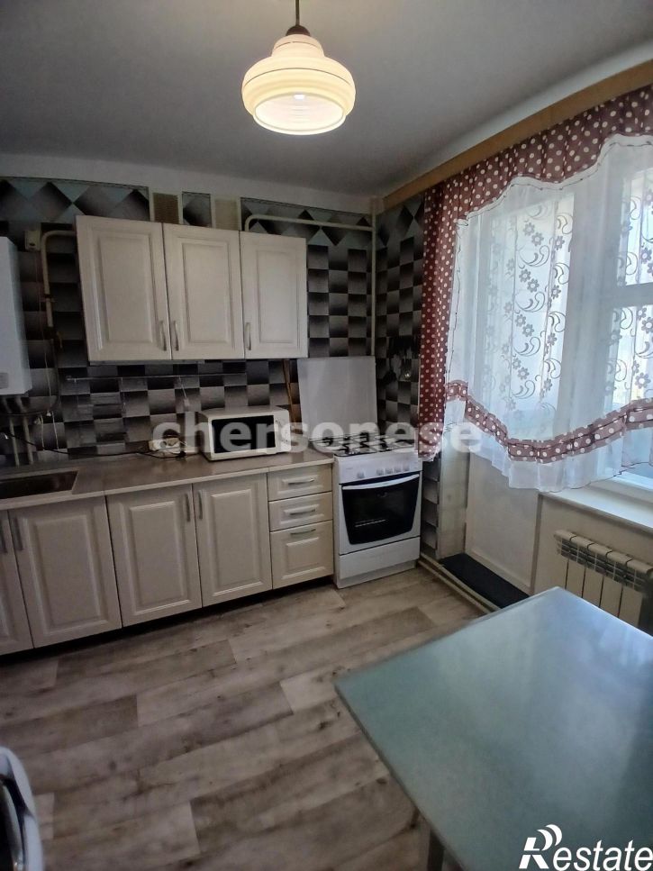 3-комн квартира Молодых Строителей улица, д.4