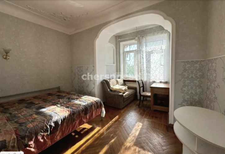 2-комн квартира Суворова улица, д.31