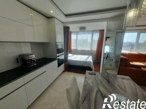 Продажа 1-комн квартиры Генерала Острякова просп., 158