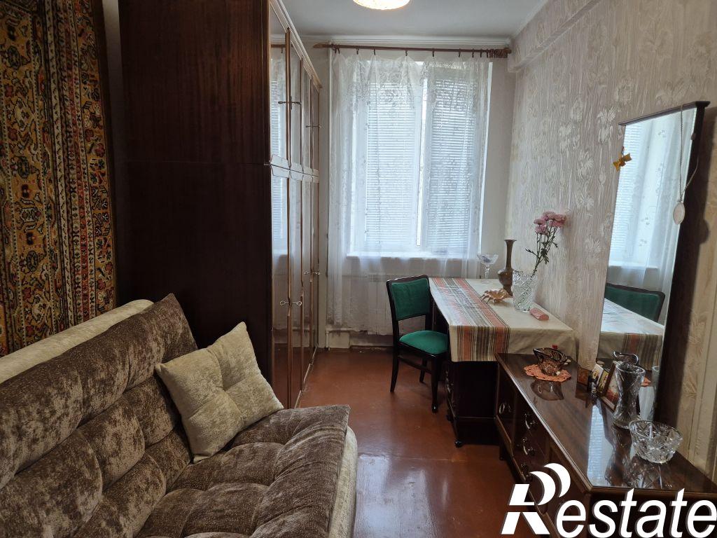 Купить квартиру за 8 000 000 рублей на Генерала Острякова просп., 74