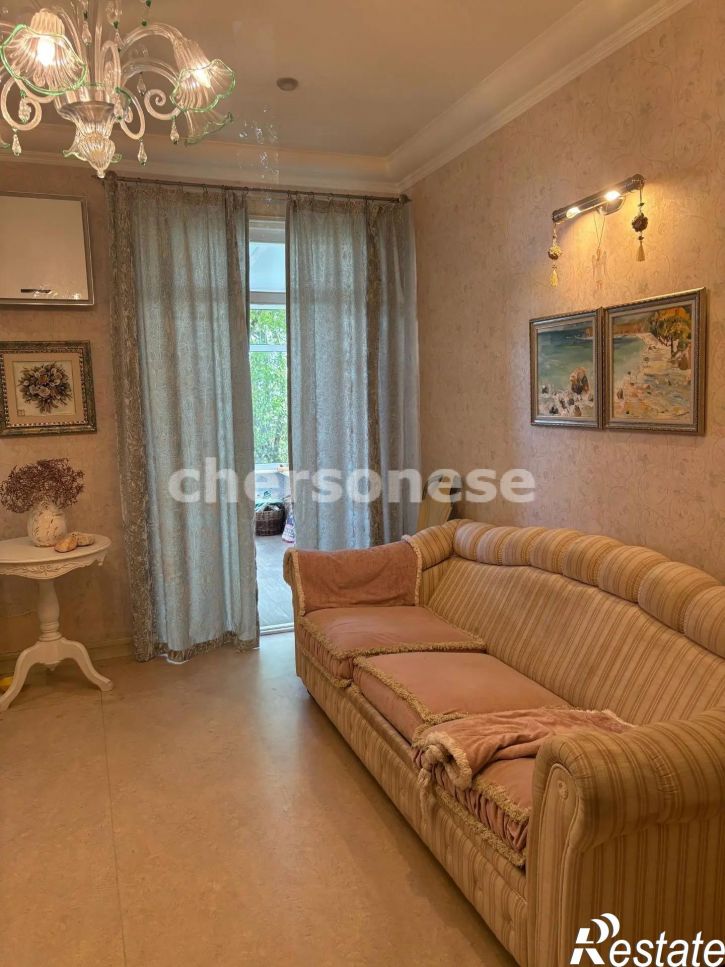 2-комн квартира Терещенко улица, д.5А