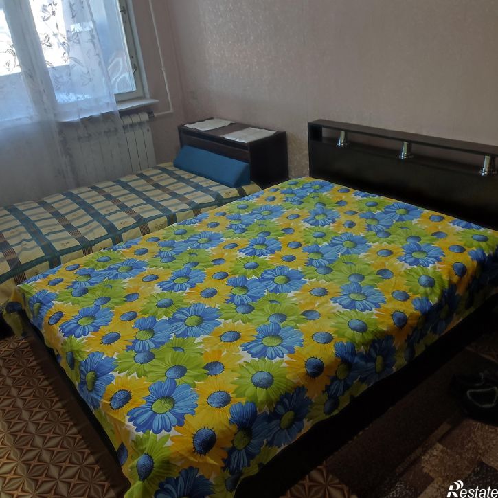 2-комн квартира Генерала Лебедя , 49