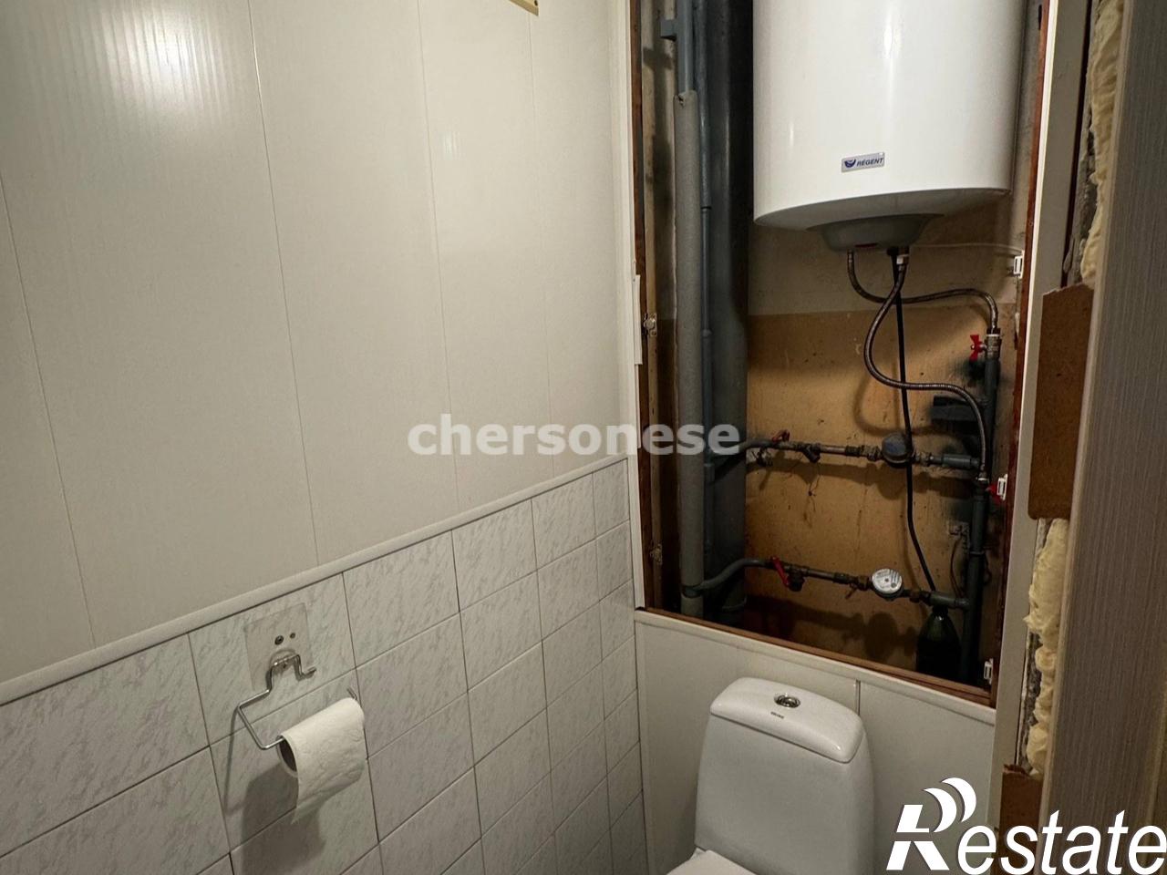 Купить комнату за 4 000 000 рублей на Генерала Острякова проспект, д.203А