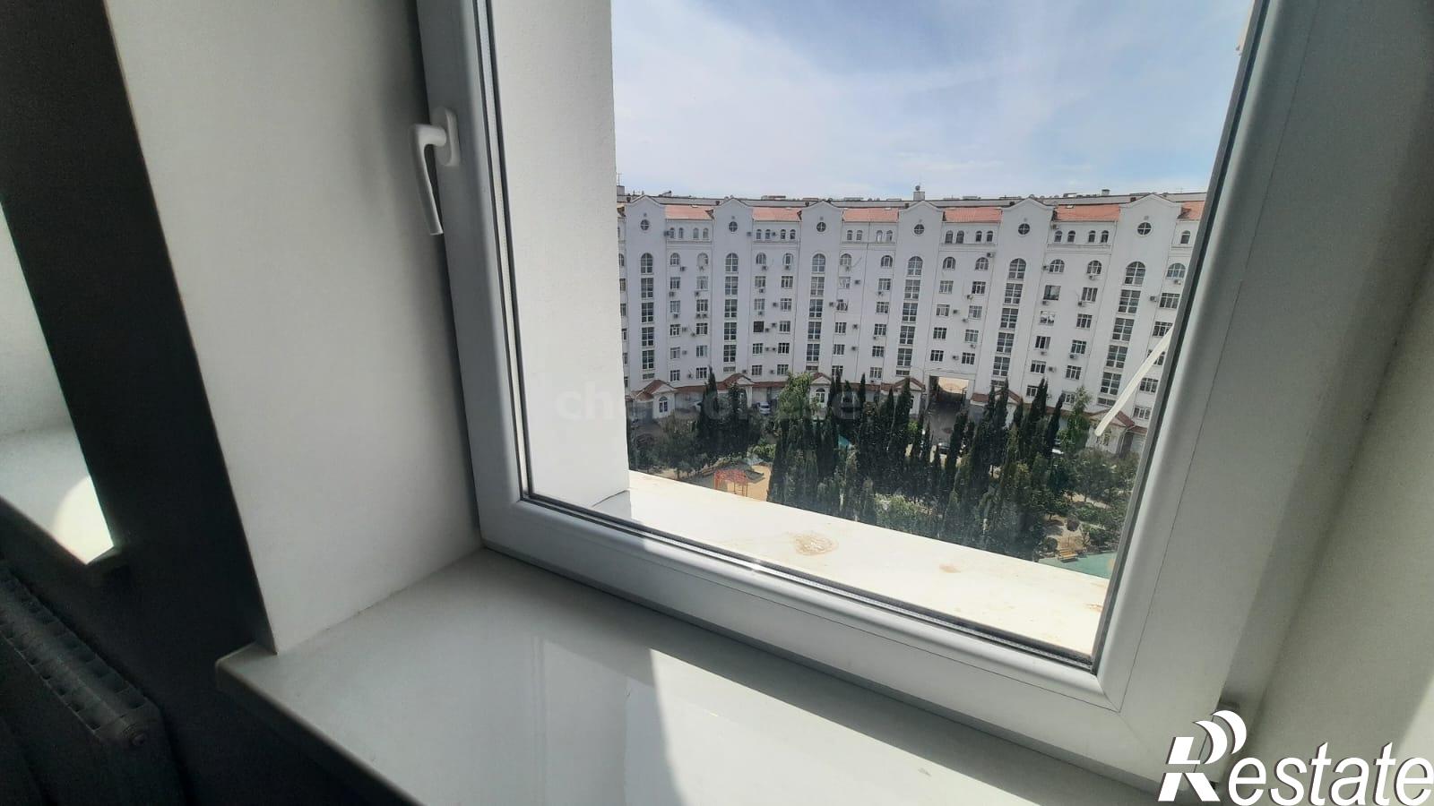 Купить квартиру за 25 000 000 рублей на проспект Античный, д.4