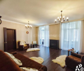 3-комн, 133.1кв м, этаж 3/6 проспект Античный, д.8