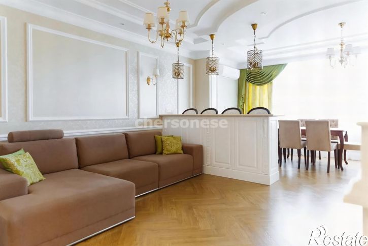 4-комн квартира улица Парковая, д.29А