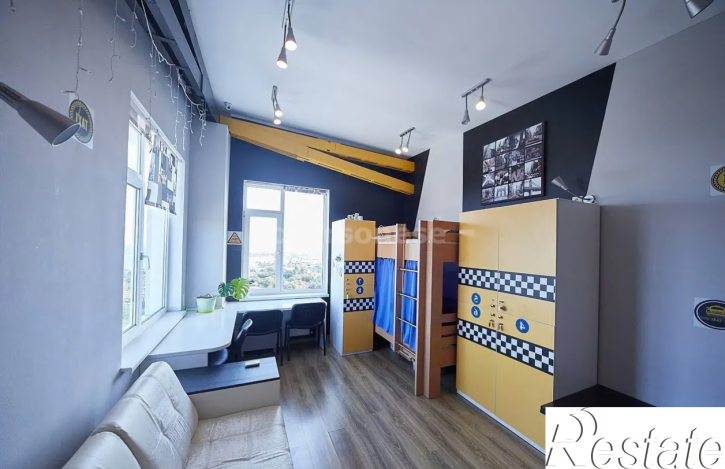 4-комн квартира улица Парковая, д.14Б