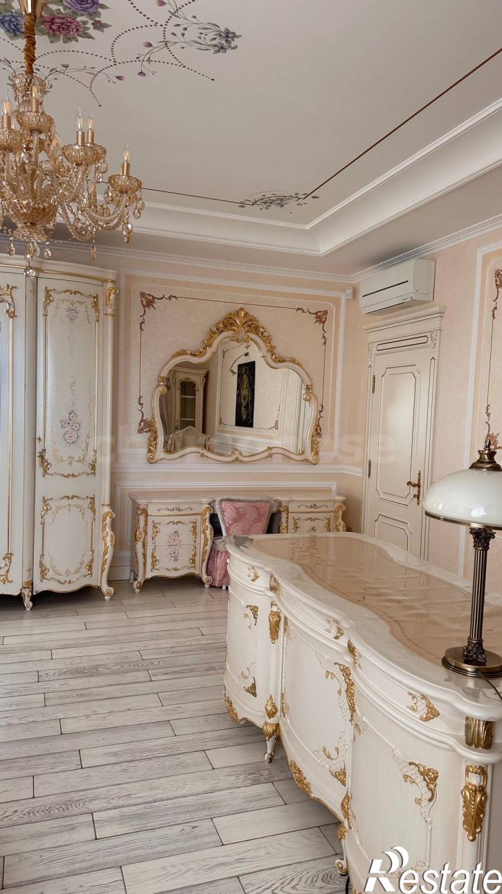 3-комн квартира улица Парковая, д.14к1