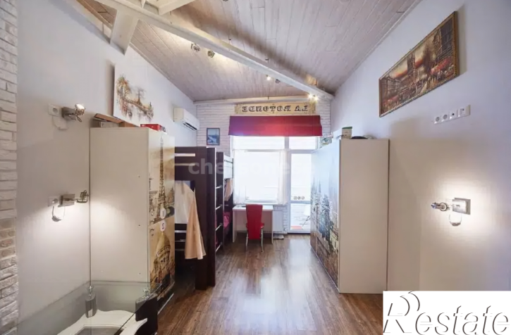 4-комн квартира улица Парковая, д.14Б