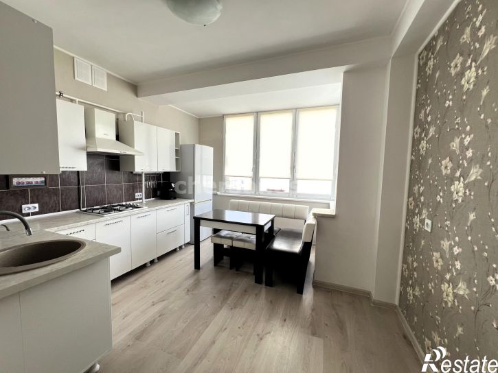 3-комн квартира проспект Античный, д.18